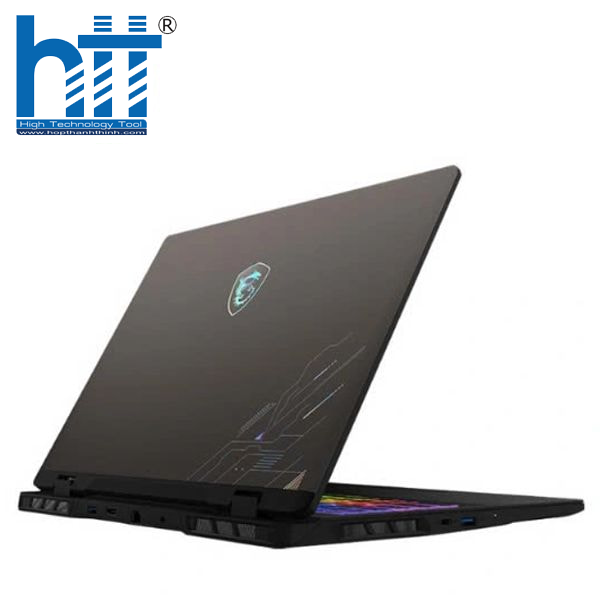 Hệ thống cổng USB đa dạng, hỗ trợ nhiều thiết bị ngoại vi.