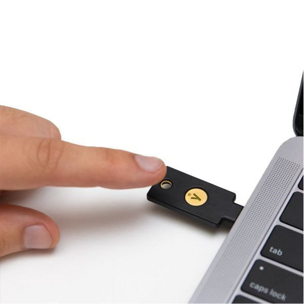 USB-C + NFC tiện dụng