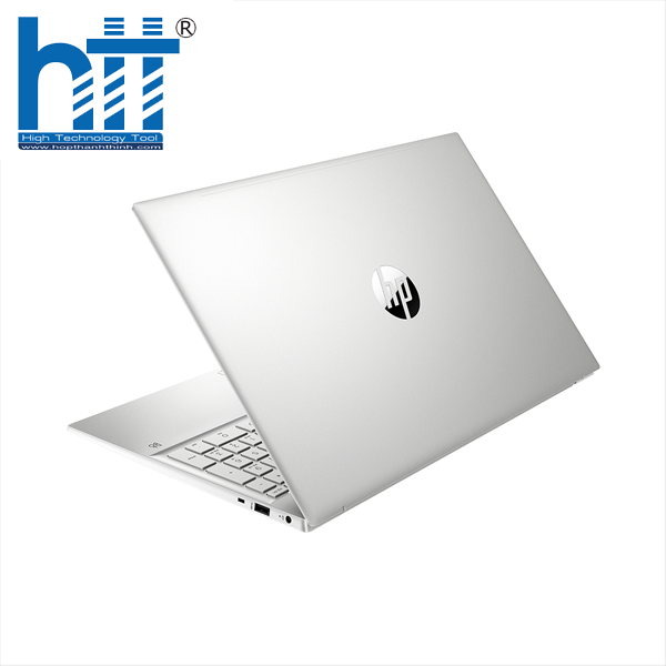 Thiết kế thanh lịch của HP Pavilion 15-eg2083TU 7C0W9PA với màu bạc sang trọng.